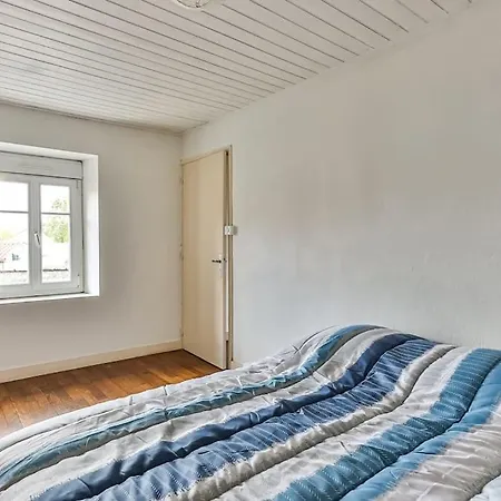 A 30 Minutes Du Village Du Vendee Globe